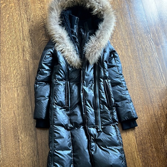 RUDSAK Jackets & Blazers - RUDSAK Black Puffer Coat with Faux Fur Hood